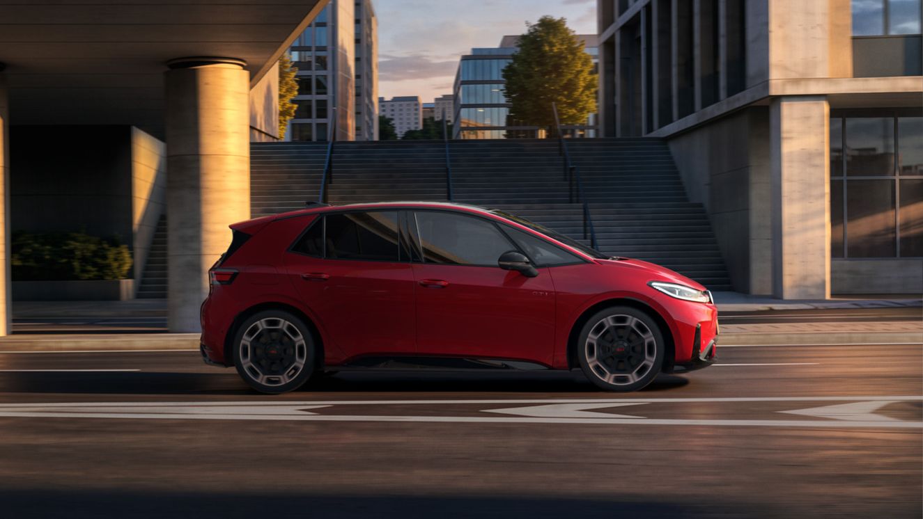 [AI-modified] – Vista detalhada da jante de um VW ID.3 GTI vermelho.
