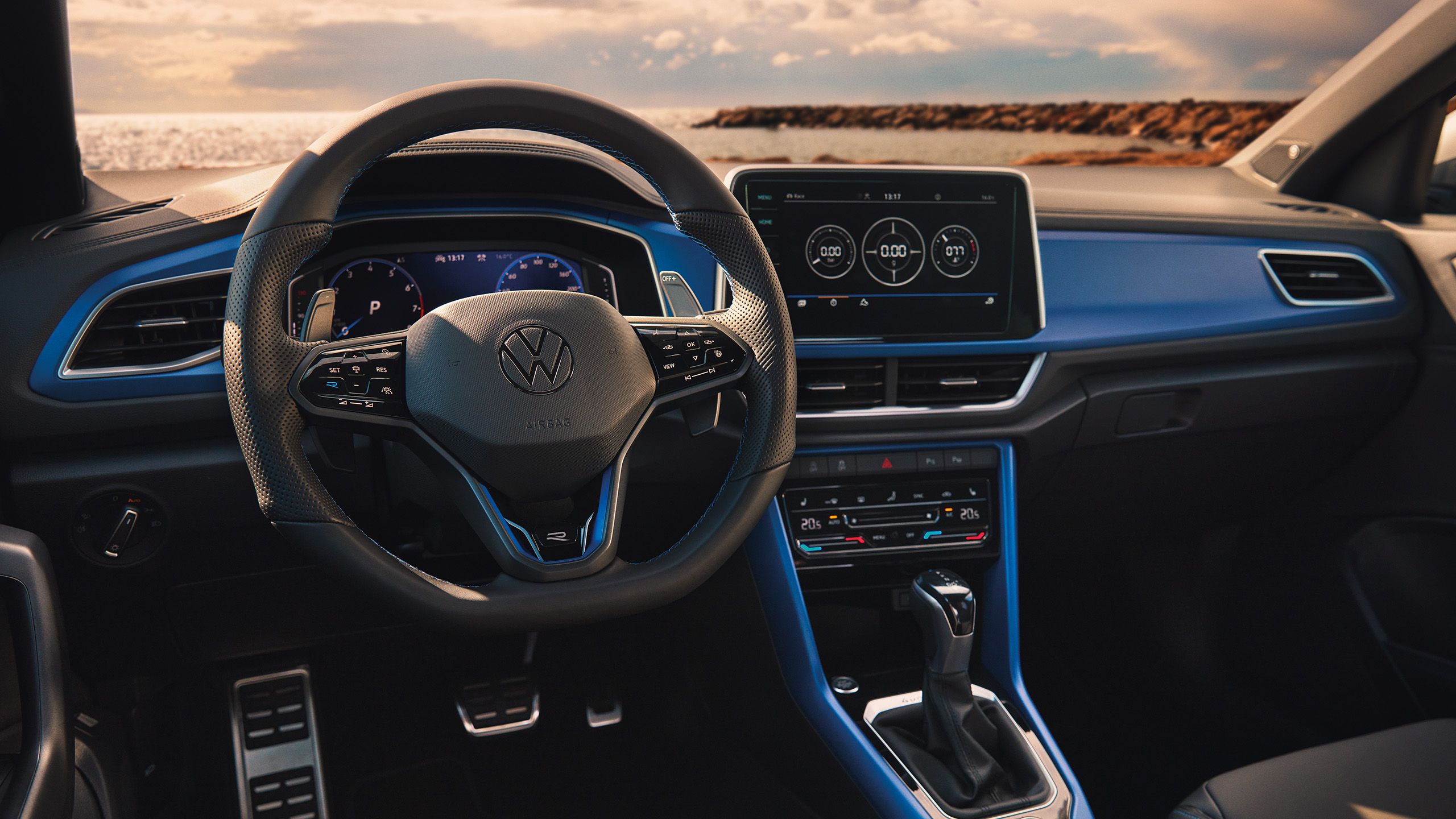 O cockpit do VW T-Roc R com seleção do perfil de condução