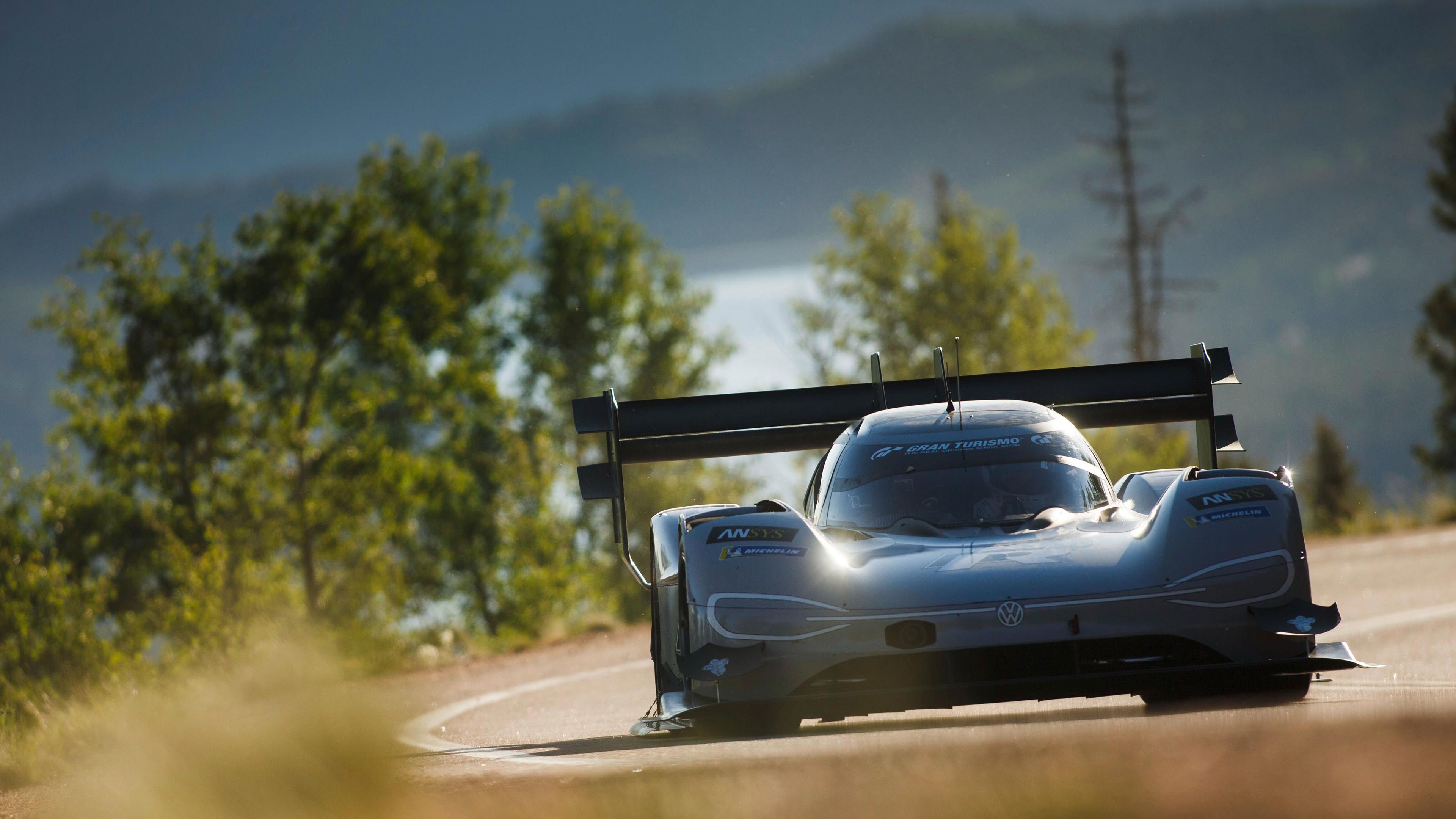 O ID. R Pikes Peak