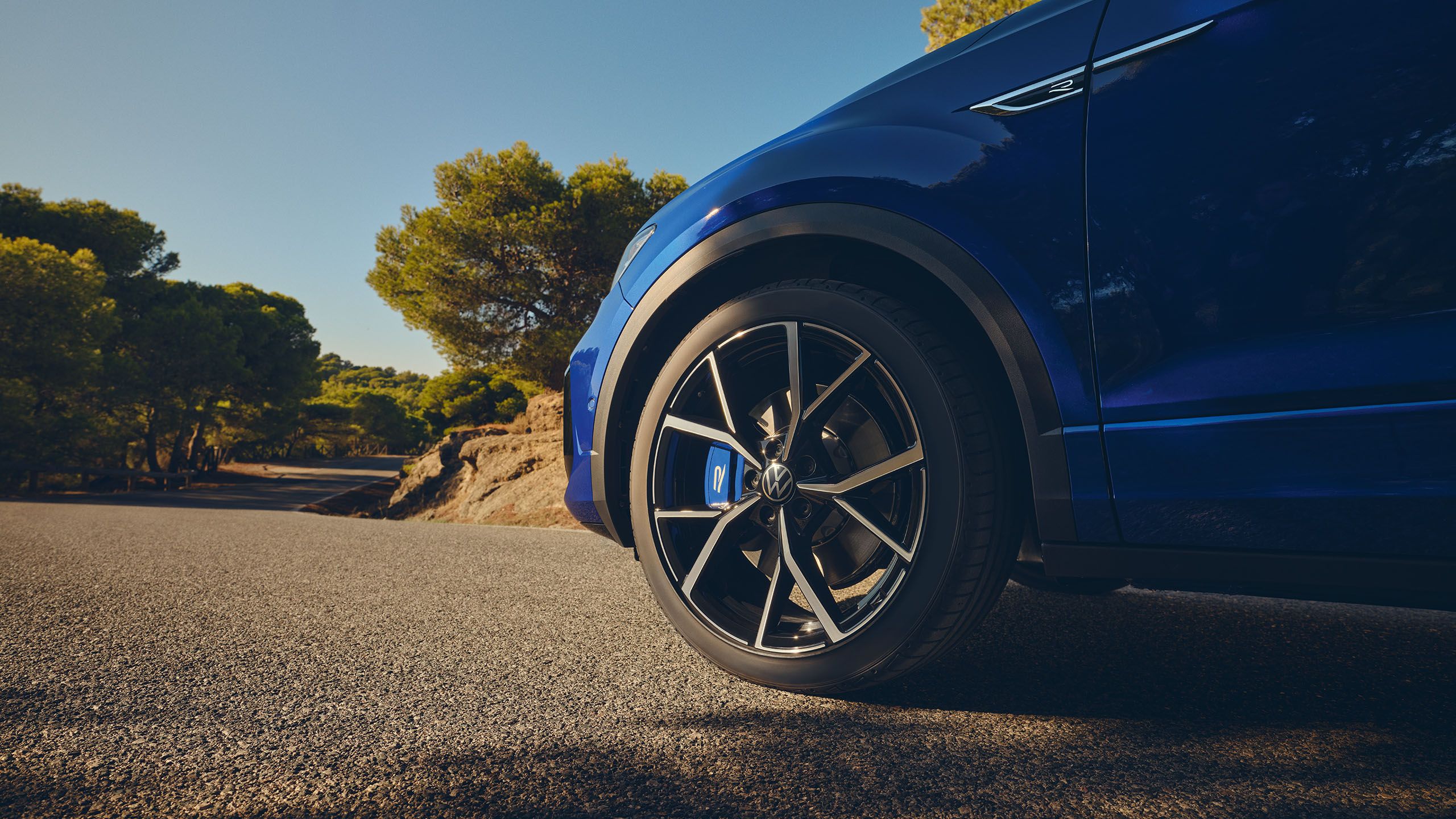 O novo VW T-Roc R com jantes desportivas