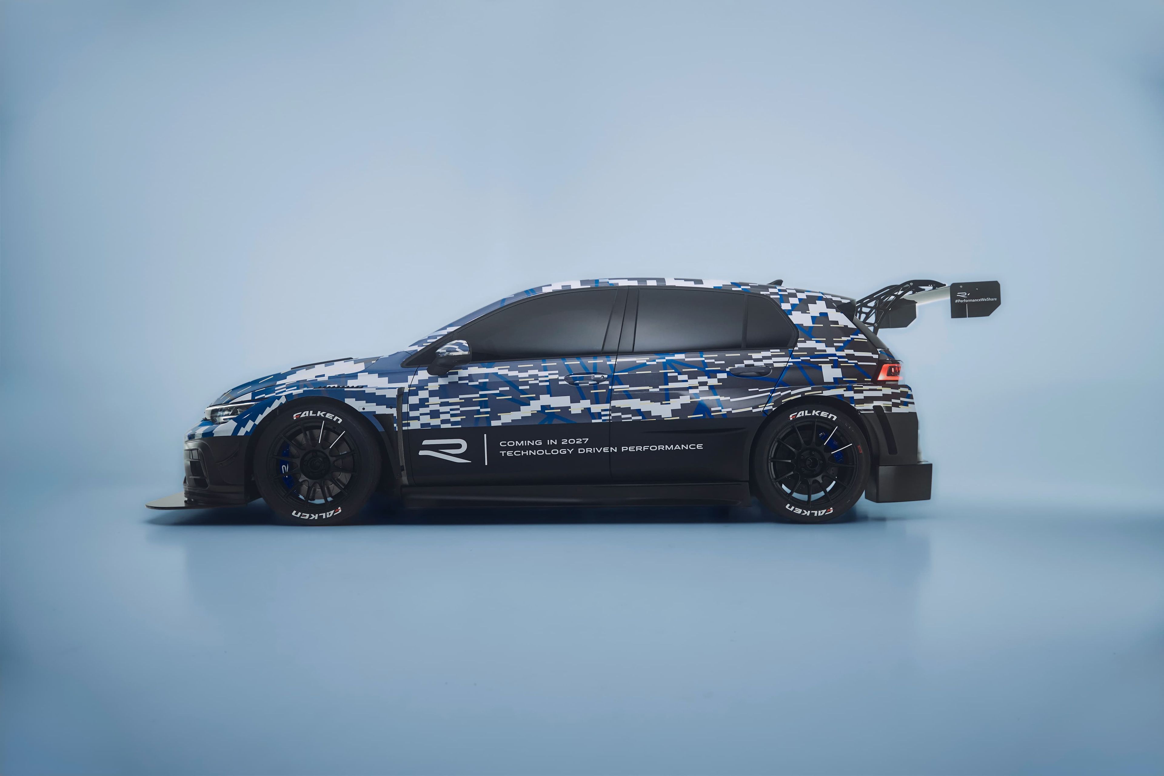 Lado Volkswagen Golf R