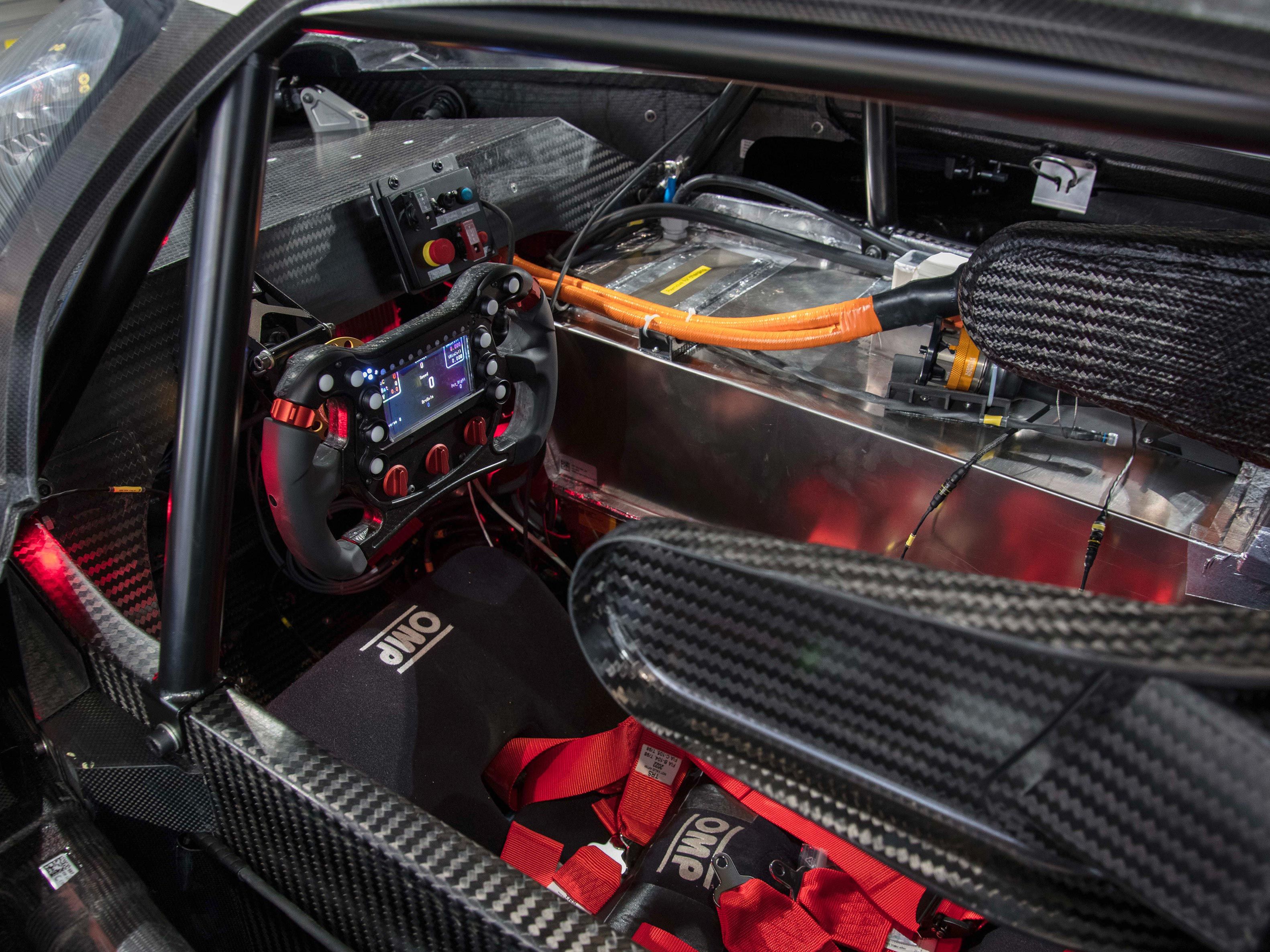 O interior do ID. R Pikes Peak