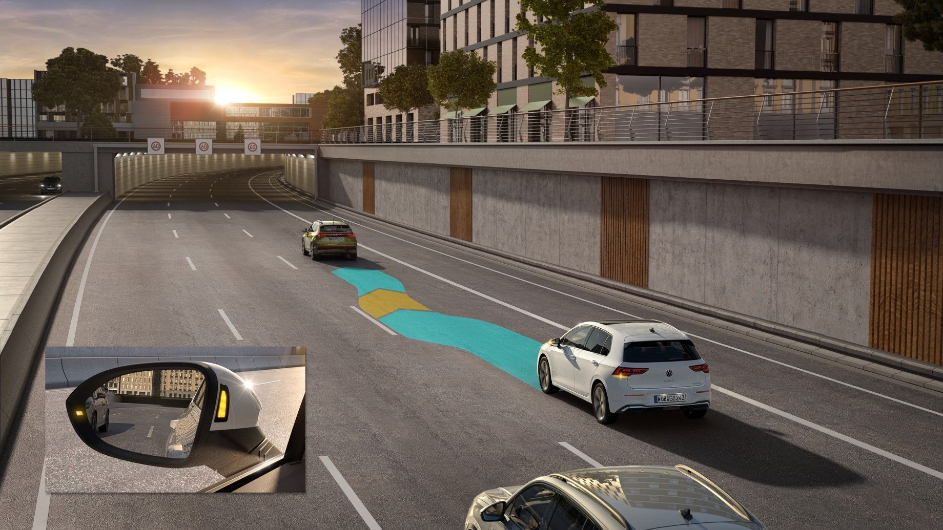 Ein weißer VW Golf nutzt den visuell sichtbar gemachten Side Assist während der Fahrt.