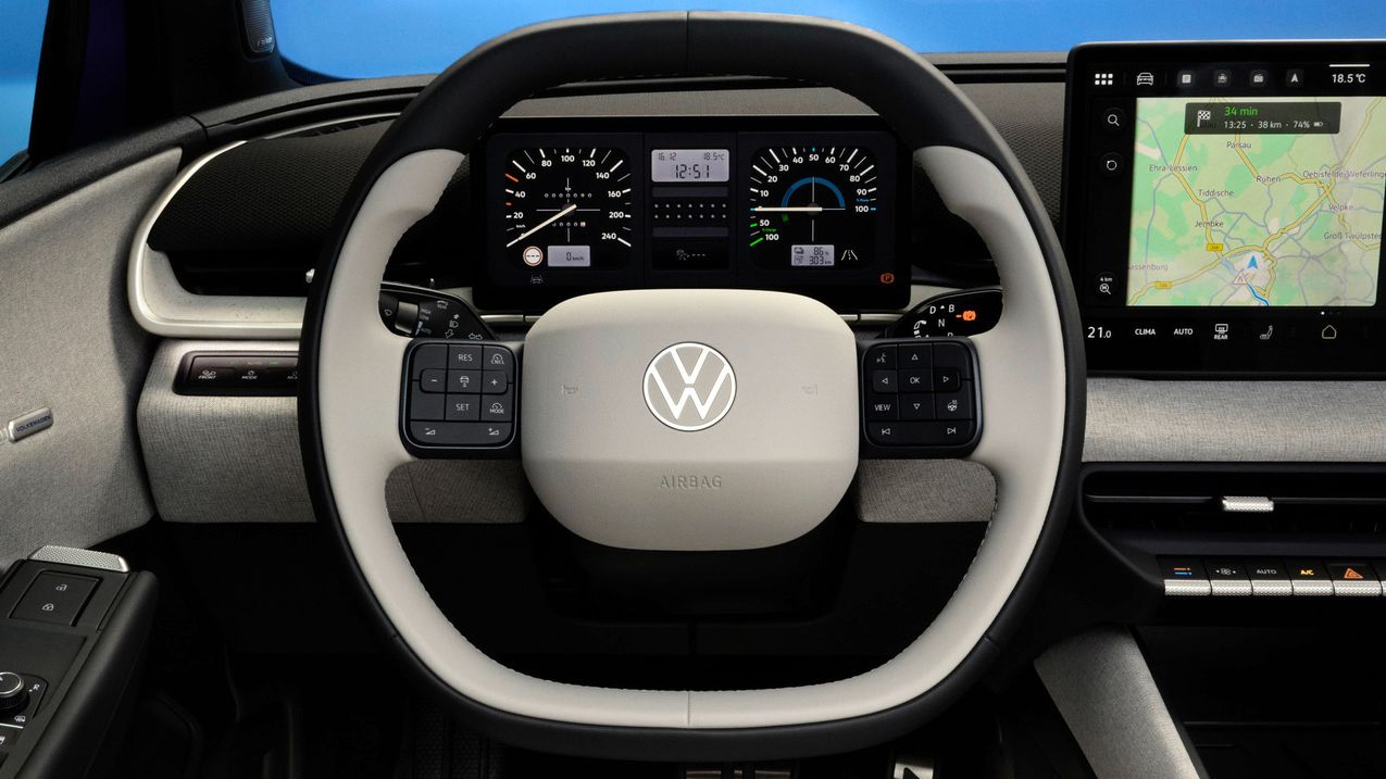 Vista detalhada do volante multifunções e do cockpit digital no VW ID. Polo.