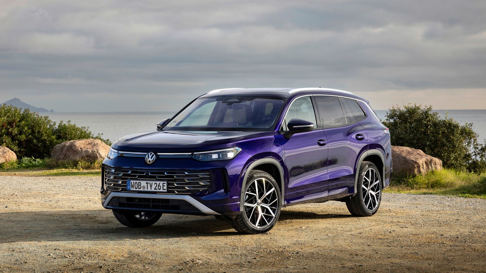 Volkswagen Tayron, na cor Ultravioleta