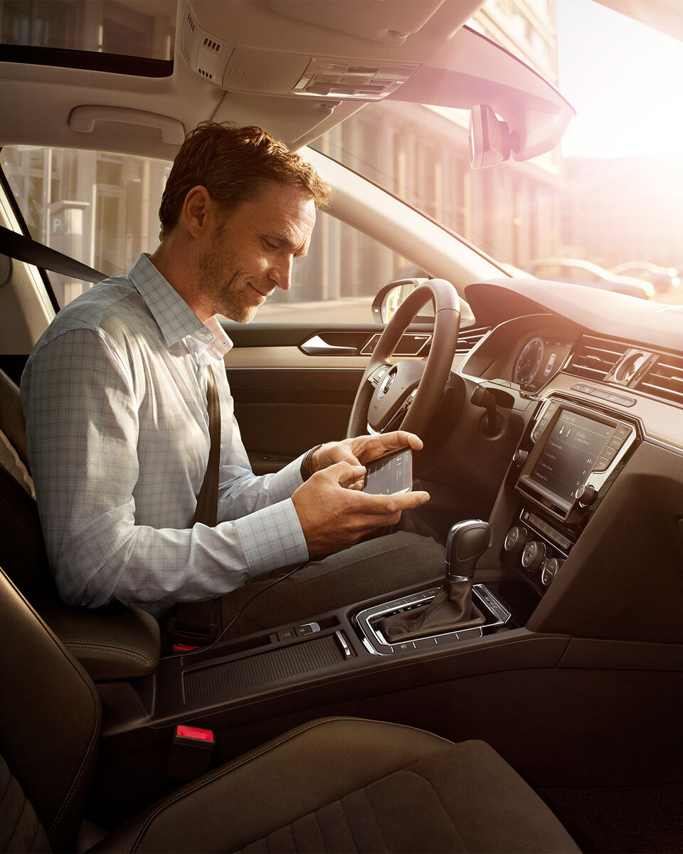 MirrorLink mit dem Car-Net Navigationssystem „Discover Pro“.