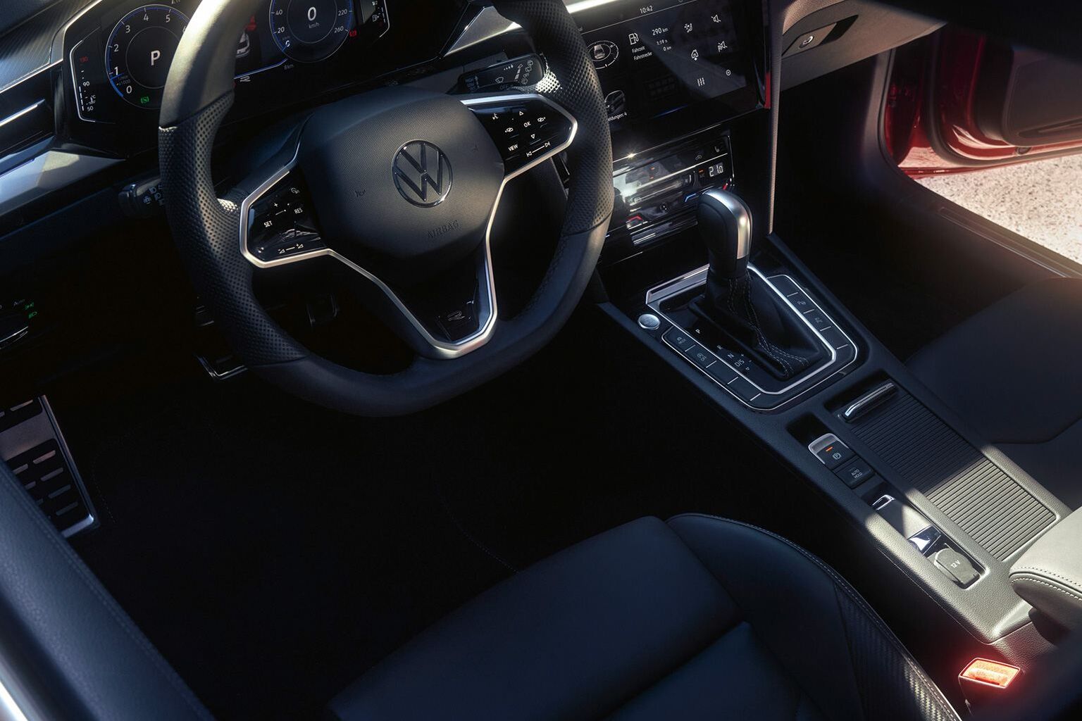 Detalhe do volante, Cockpit e lugar condutor do VW Arteon Shooting Brake