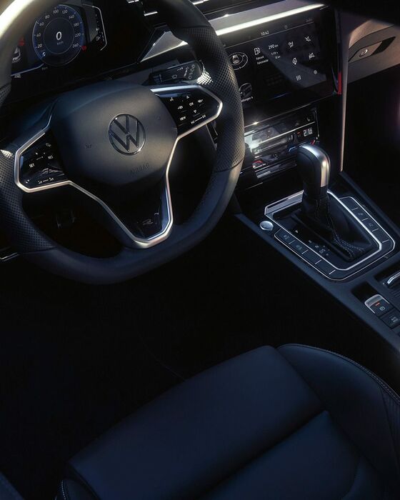 Detalhe do volante, Cockpit e lugar condutor do VW Arteon Shooting Brake