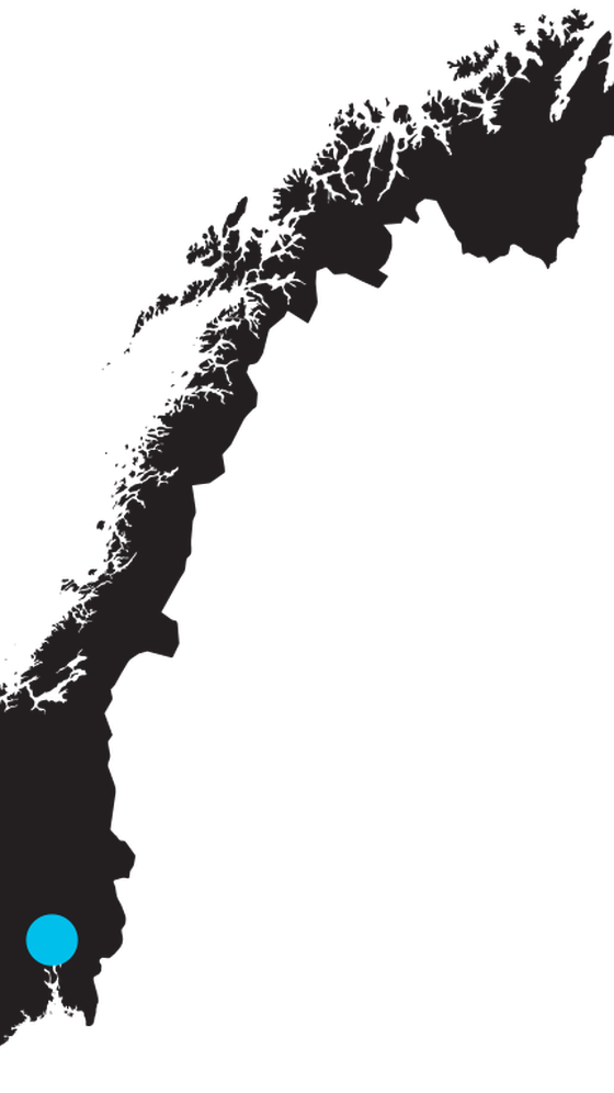 Esboço de um mapa da Noruega com uma marca sobre a localização de Oslo