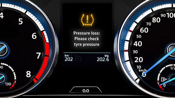 Aviso amarelo Volkswagen de perda de pressão nos pneus